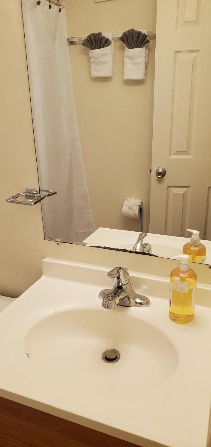 Relaxing 3 Bedroom With Free Parking At The Sequoia Appartement *